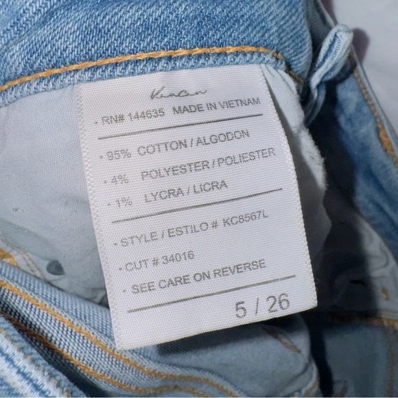 Kancan Light Wash Denim High Waisted Frayed Hem Ankle Length Jeans size 5/26 - Picture 5 of 6